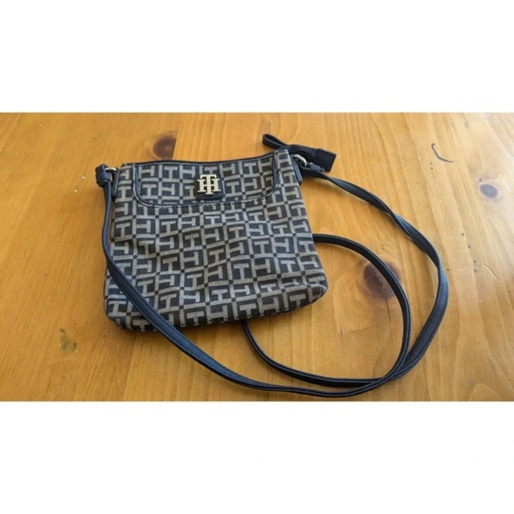 Tommy Hilfiger sophisticated statement